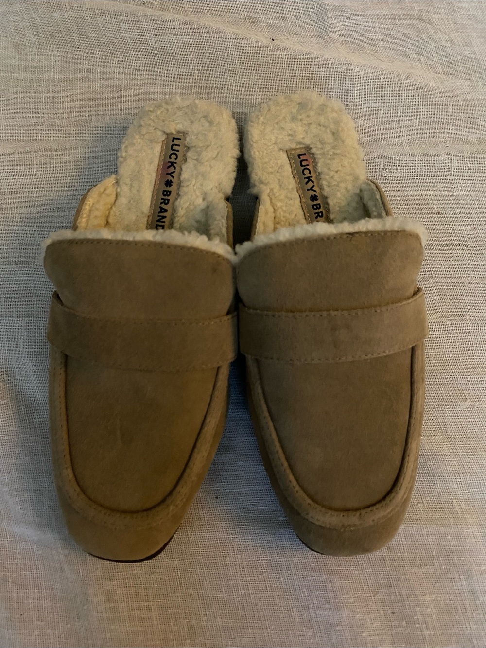 NWOB Lucky Brand SZ 6 Tan Suede Shearling Slip-On Mules